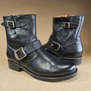 Women’s Frye 70541 Vicky 6 in Harness Leather Motorcycle Engineer Boots Size 8